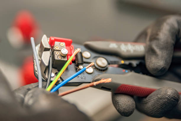 Best Electrical Installation Contractor  in Selmont West Selmont, AL